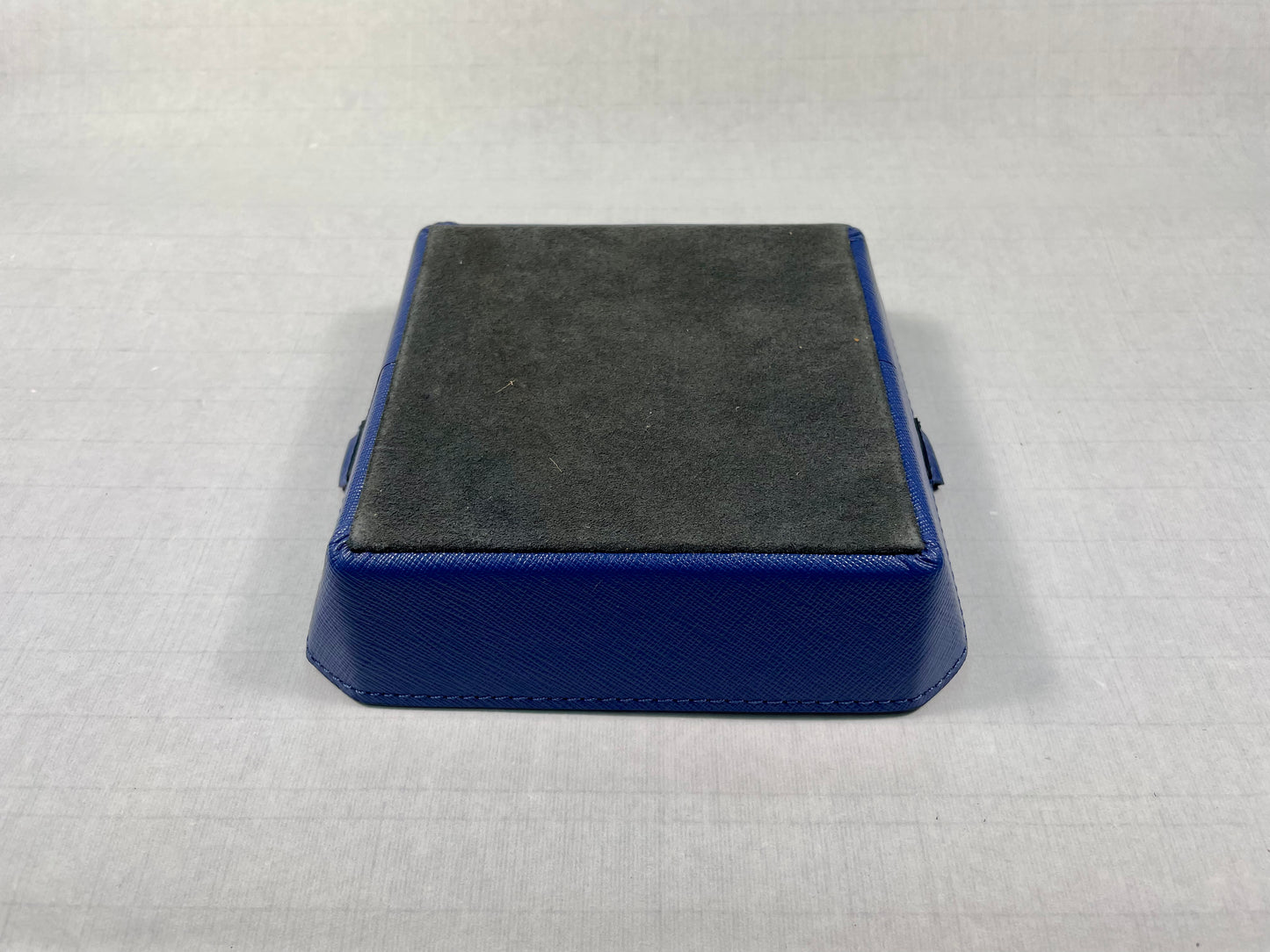 Mercury Entrance - Storage Tray