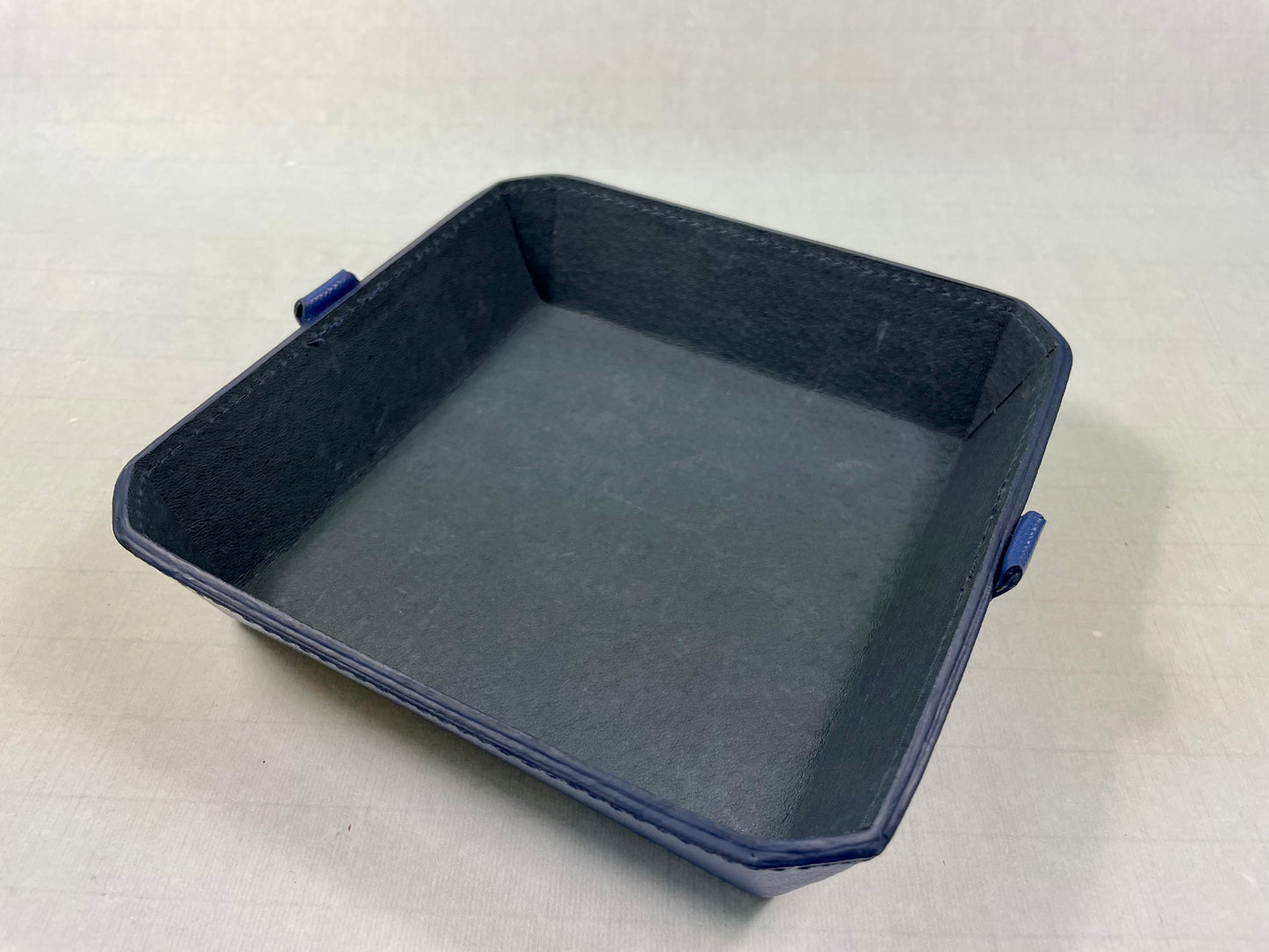 Mercury Entrance - Storage Tray