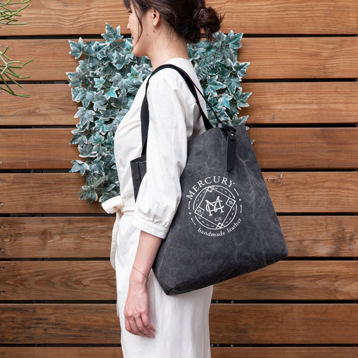 Mercury Black Shoulder, Front/Back Double Logo Thick Canvas Bag Leather Tag Custom Branding